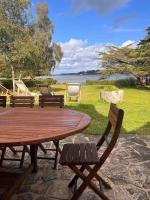 Fantastic 6 Bedroom House with stunning sea view - Chambres d’hôtes Arzon