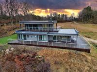 Luxury 3 Bedroom Modern House in Nature - Chambres d’hôtes Uddevalla
