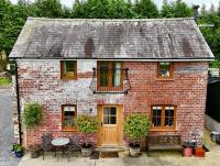 Luxurious private period cottage as seen in Hello! Magazine - B&B