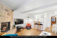 Cottage Vibe Condo with Views of Mont-Tremblant - Chambres d'hôtes Mont-Tremblant