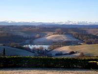 Maison spacieuse face aux Pyrénées - B&B