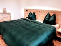 Apartamento de 2 dormitorios con balcón