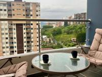 Moderno Apartamento Sabaneta - Century Tower II - B&B Sabaneta