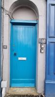 Little Gem - New - Central - Walkable to Bars - B&B