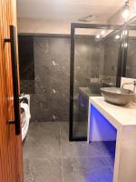Blue Tulip - Rooms with Jacuzzi - Chambres d'hôtes Lapu-Lapu City