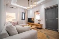 Stone Waves Αpartments - B&B Agios Arsenios