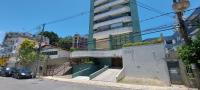 Apartamento con balcón