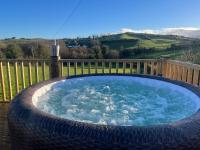 Pringle Pod - B&B Monaghan