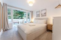 Beach Vibes Garden Apartment Close to Town Centre & Beach - Bed and Breakfast Bournemouth