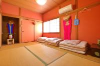 Cama Individual en habitación compartida femenina