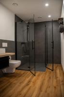 Apartment with Mountain View