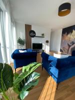 KoCASA-Apartments 03, City-Center Böblingen, Stellplatz, Balkon, Waipu-TV - Chambres d’hôtes