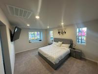 3 bed 3 Bath Gated Corner unit - B&B Upland