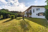 Magnifique maison basque avec piscine 8 pers- Biarritz - B&B Biarritz