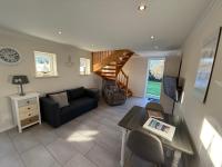 Ferienwohnung „De Peerstall“ mit Fahrrädern, Husum - B&B