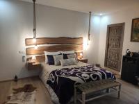 Camera Matrimoniale con Vista Montagna