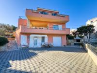 Apartamento con vistas al mar