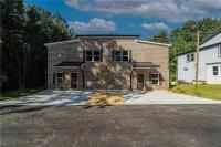 Modern new townhouse near Stone Mountain Sleeps 10 - B&B Snellville