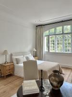 Shanghai Hills& Art Suite 17 - Near Line 1, 10 & 12 South Shanxi Road Metro - Chambres d’hôtes Shanghai