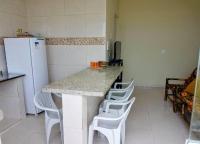 Apartamento de 2 dormitorios con balcón y vistas al mar