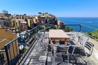 Appartamento Isola - In the center with Terrace - sea view & AC - Chambres d’hôtes Corniglia