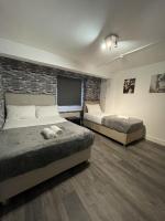 Triple Room with Shared Bathroom