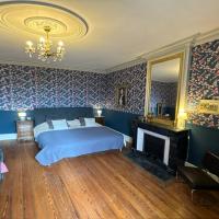 Quadruple Room with Private Bathroom