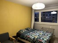 Coloc Cursat - Yellow Room - Chambres d’hôtes