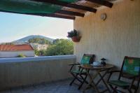 Apartamento con balcón