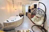 Moderno apartaestudio tipo loft, con jacuzzi privado, auto check-in en Usaquén - B&B Bogotá