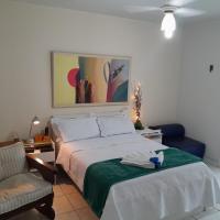 Linda casa, aproximadamente 8km das praias de Grumari, Recreio dos Bandeirantes,Prainha Rio Centro praia da Reserva da Macumba - Chambres d'hôtes Rio de Janeiro