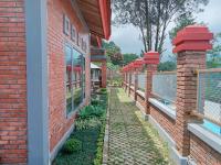 Villa Forest Puncak - B&B Tegalbatu