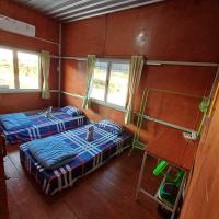 Standard Twin Room with Shared Bathroom