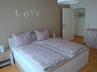 Apartamento de 1 dormitorio con balcón