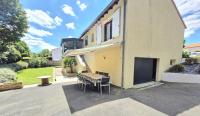 Maison Le Baron 13pers Tiffauges proche Puy du Fou - B&B