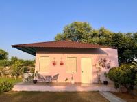 Gazibo Elegant Farm Stay With Swimming Pool - B&B