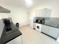 NEW 5-bedroom house in Croydon South London - B&B South Norwood