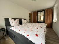 FeWo - "Am Schwedenstein" 85qm - bis 5 Personen - Ferienwohnung Ohorn