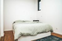 Hostel Bords de Marne 1 - B&B