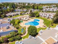 Albufeira Family Oasis with Pool - B&B Albufeira