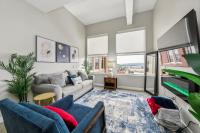 Walk to Bengal, Reds Free Parking King Bed Gym - Bed and Breakfast Cincinnati