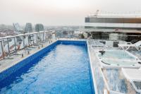 Luxe apartment with rooftop pool near the airport - Bed and Breakfast Accra
