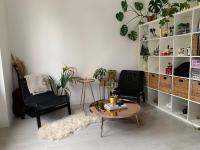 Bright White Studio Flat & easy access to London - B&B Norwood