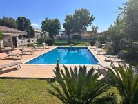 Versace Style Villa with Outdoor Spaces and Pool - B&B