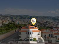 Avista Navios Holiday Home - Sea View & Free Parking in Funchal - B&B Funchal