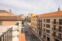 Apartamento y Terraza Puente Viejo junto a la Catedral - B&B