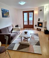 Classic One-Bedroom Apartment with King Bed