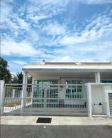 Homestay Muallim KLIA Dengkil Putrajaya M U S L I M - Chambres d’hôtes