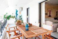 Stylish Apartment in the Heart of Nea Smyrni - B&B Athens