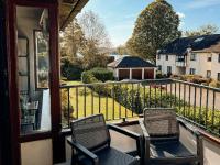 Bellman's Hideaway with Lake View, Pet Friendly - B&B